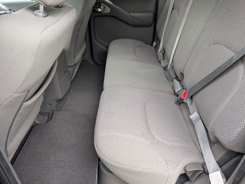 Used 2019 Nissan Frontier SV w/ Value Truck Package image 10