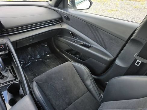 Used 2025 Hyundai Elantra N FWD image 19