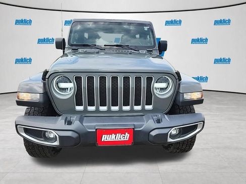 Used 2019 Jeep Wrangler Unlimited Sahara AWD/4WD image 8