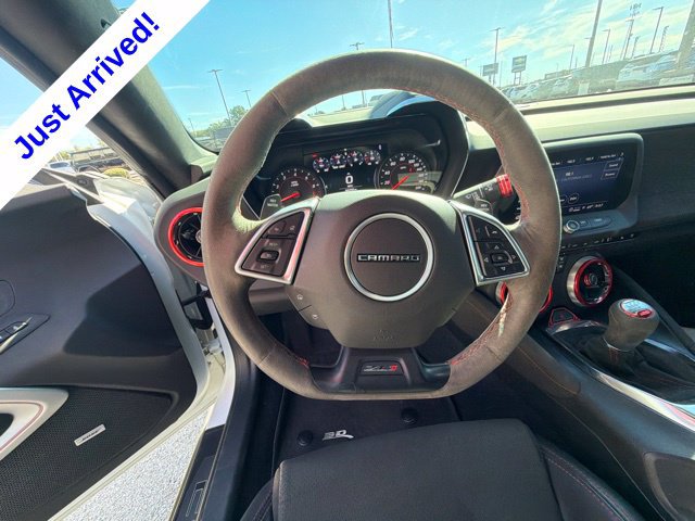 Used 2021 Chevrolet Camaro ZL1 RWD image 40
