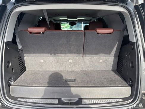 Used 2020 Chevrolet Tahoe Premier w/ Premier Plus Edition image 9