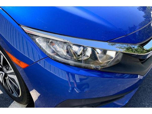 Used 2018 Honda Civic EX-T image 27