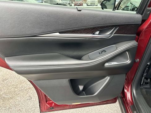 Used 2023 INFINITI QX60 Sensory w/ Cargo Package image 29