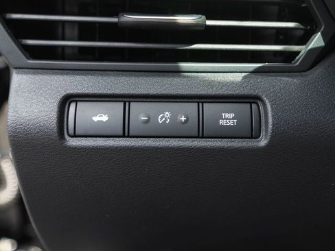 Used 2025 Nissan Altima 2.5 SV FWD image 22