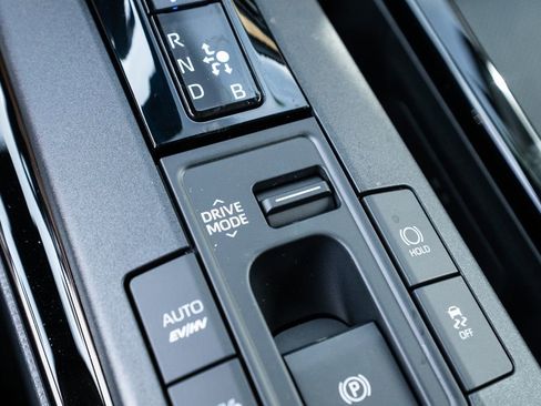 New 2026 Toyota Prius Plug-In Hybrid image 25