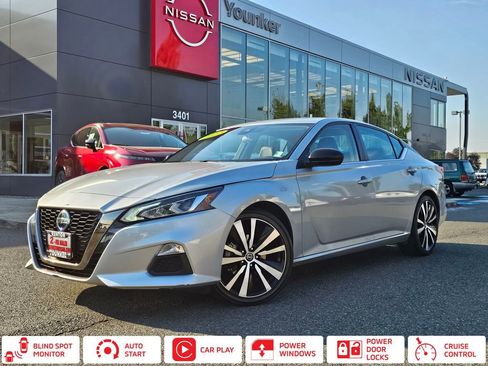 Used 2022 Nissan Altima 2.5 SR image 1
