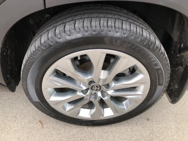 Used 2023 Toyota Highlander Limited AWD/4WD image 13