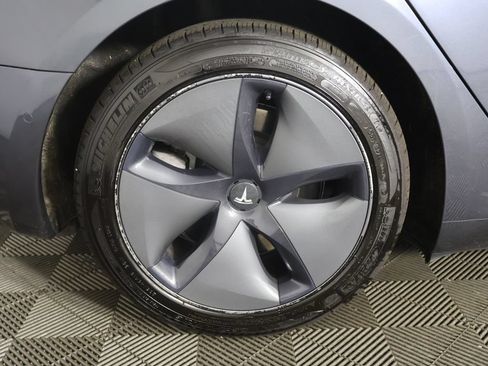 Used 2020 Tesla Model 3 Long Range AWD/4WD image 23