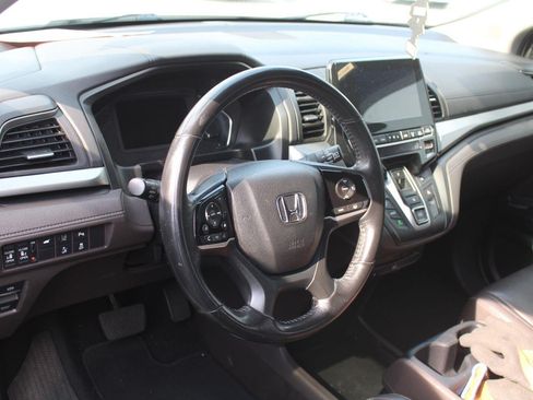 Used 2019 Honda Odyssey Touring image 9