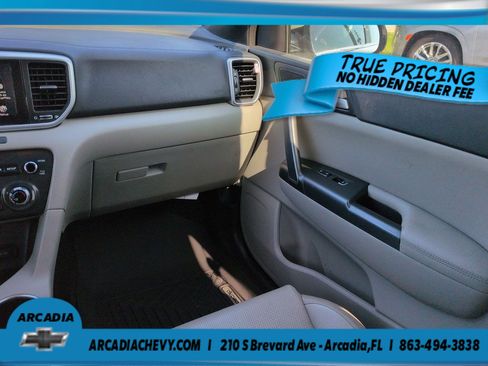 Used 2020 Kia Sportage S FWD image 16