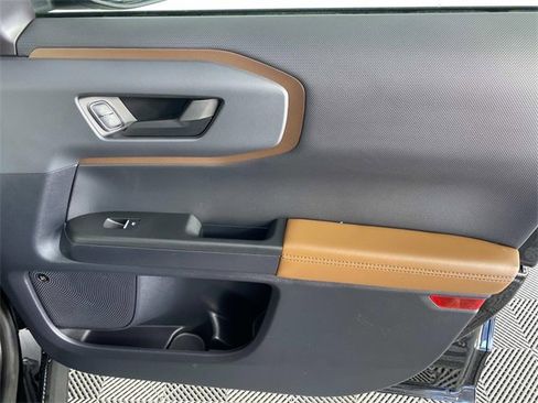 Used 2024 Ford Bronco Sport Outer Banks w/ Tech Package image 26