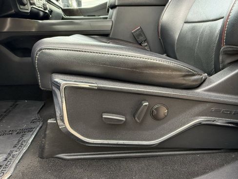 Used 2023 Ford F250 Lariat w/ Sport Appearance Package image 23