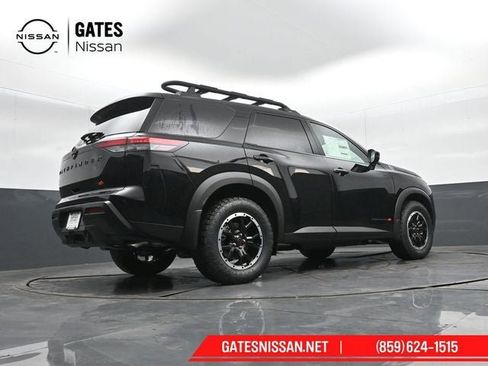 New 2026 Nissan Pathfinder Rock Creek image 32