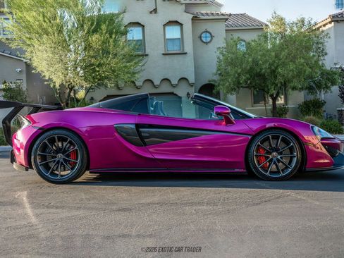 Used 2018 McLaren 570S Spider RWD image 7