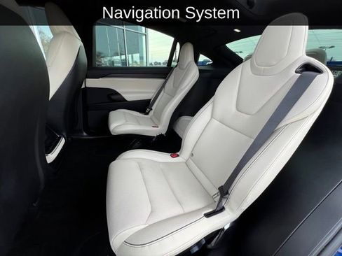 Used 2024 Tesla Model X Plaid image 2