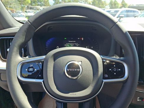 New 2026 Volvo XC60 B5 Plus w/ Climate Package AWD/4WD image 12