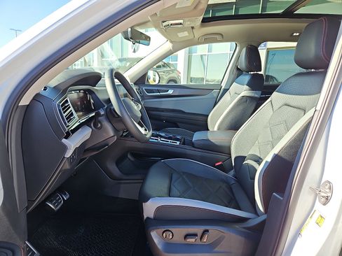 New 2026 Volkswagen Atlas Peak Edition AWD/4WD image 12