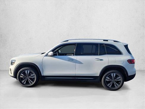 New 2026 Mercedes-Benz GLB 250 image 5