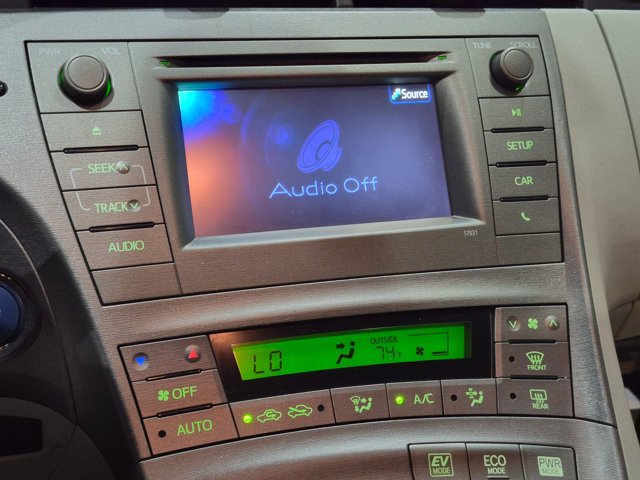 Used 2014 Toyota Prius Two FWD image 20