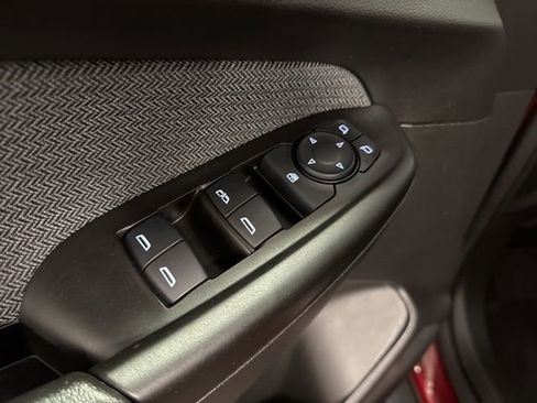 Used 2023 Chevrolet TrailBlazer LT w/ Convenience Package FWD image 11