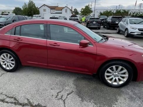 Used 2012 Chrysler 200 Touring w/ Sun/Sound Group FWD image 3