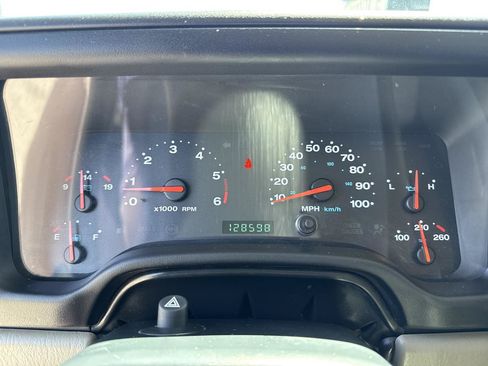 Used 2003 Jeep Wrangler Sahara AWD/4WD image 22