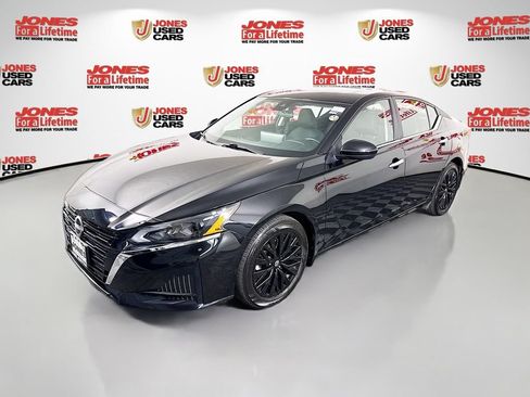 Certified 2025 Nissan Altima 2.5 SV w/ SV Special Edition Package FWD image 13