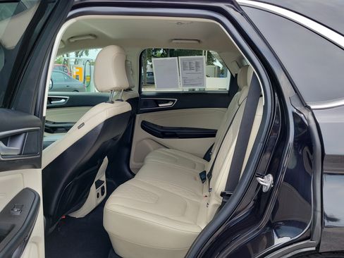 Certified 2024 Ford Edge Titanium AWD/4WD image 13