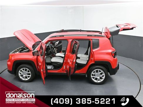 Used 2022 Jeep Renegade Latitude image 27