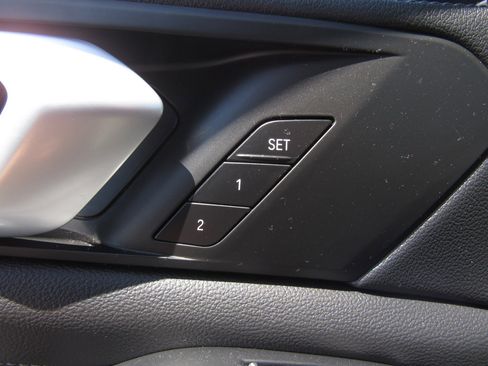 Used 2020 BMW X5 xDrive40i w/ M Sport Package image 24