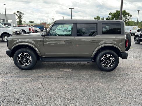 Used 2025 Ford Bronco Outer Banks AWD/4WD image 17