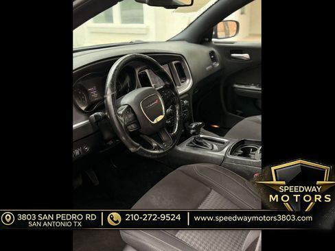 Used 2021 Dodge Charger SXT w/ Driver Convenience Group AWD/4WD image 11