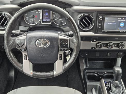 Used 2019 Toyota Tacoma SR5 image 10