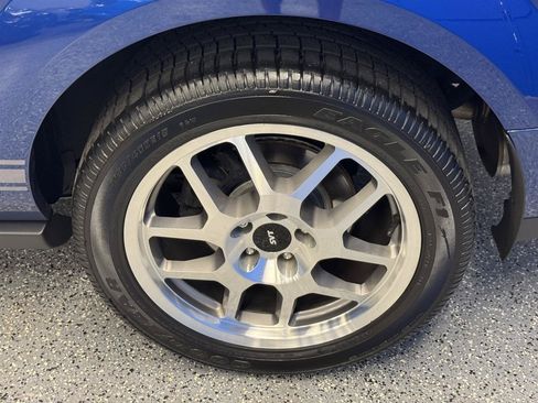 Used 2007 Ford Mustang Shelby GT500 RWD image 25