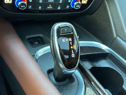 Used 2018 Buick Enclave Avenir w/ Avenir Technology Package image 30