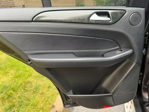 Used 2018 Mercedes-Benz GLE 43 AMG 4MATIC image 38