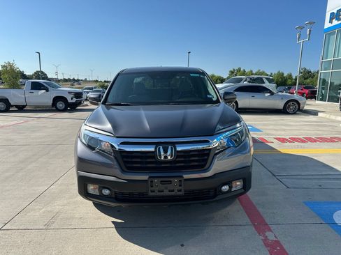 Used 2020 Honda Ridgeline RTL image 2