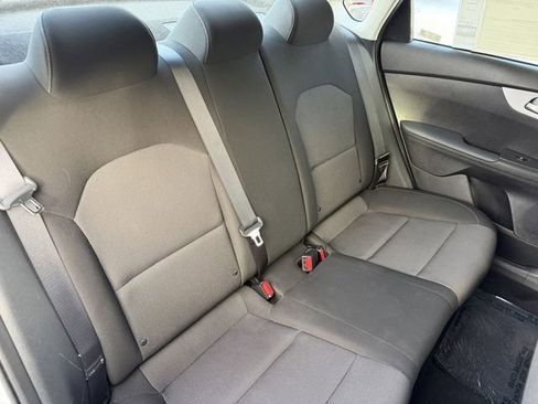 Certified 2024 Kia Forte LXS w/ LXS Technology Package image 25