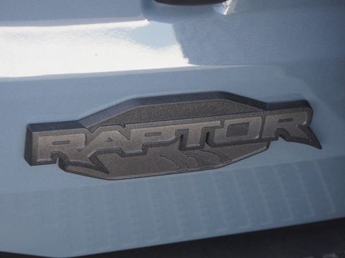 Used 2025 Ford Bronco Raptor w/ Interior Carbon Fiber Pack AWD/4WD image 18