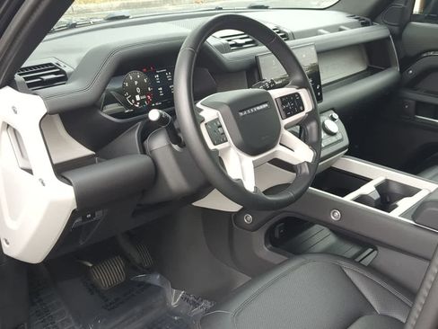 Used 2025 Land Rover Defender 110 S AWD/4WD image 10