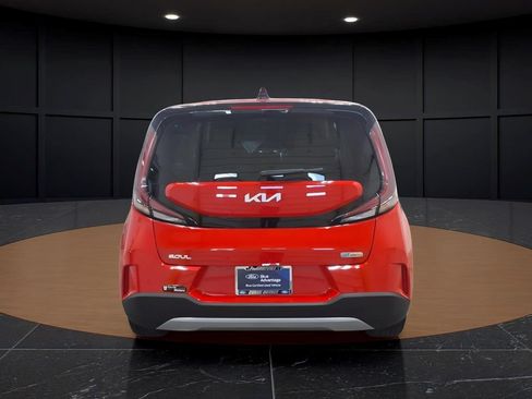 Used 2025 Kia Soul EX FWD image 5