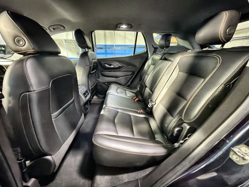 Used 2018 GMC Terrain SLT image 27