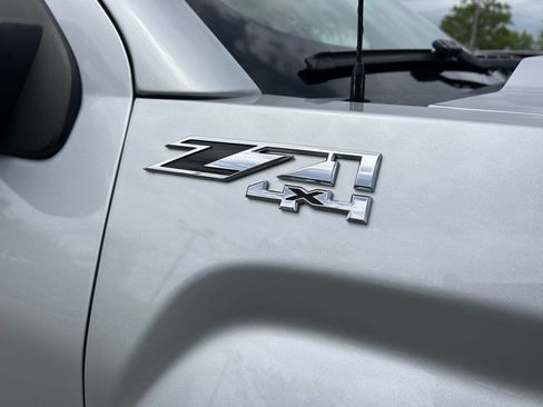 Used 2018 GMC Sierra 1500 SLT image 4