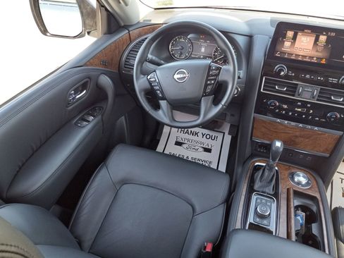 Used 2024 Nissan Armada SL image 15