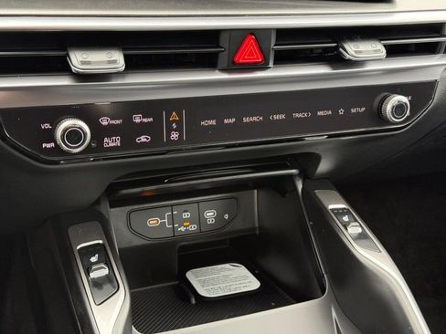 New 2026 Kia Sorento EX w/ EX Premium Package AWD/4WD image 15