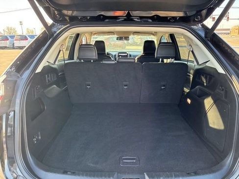 Used 2024 Ford Edge Titanium AWD/4WD image 8