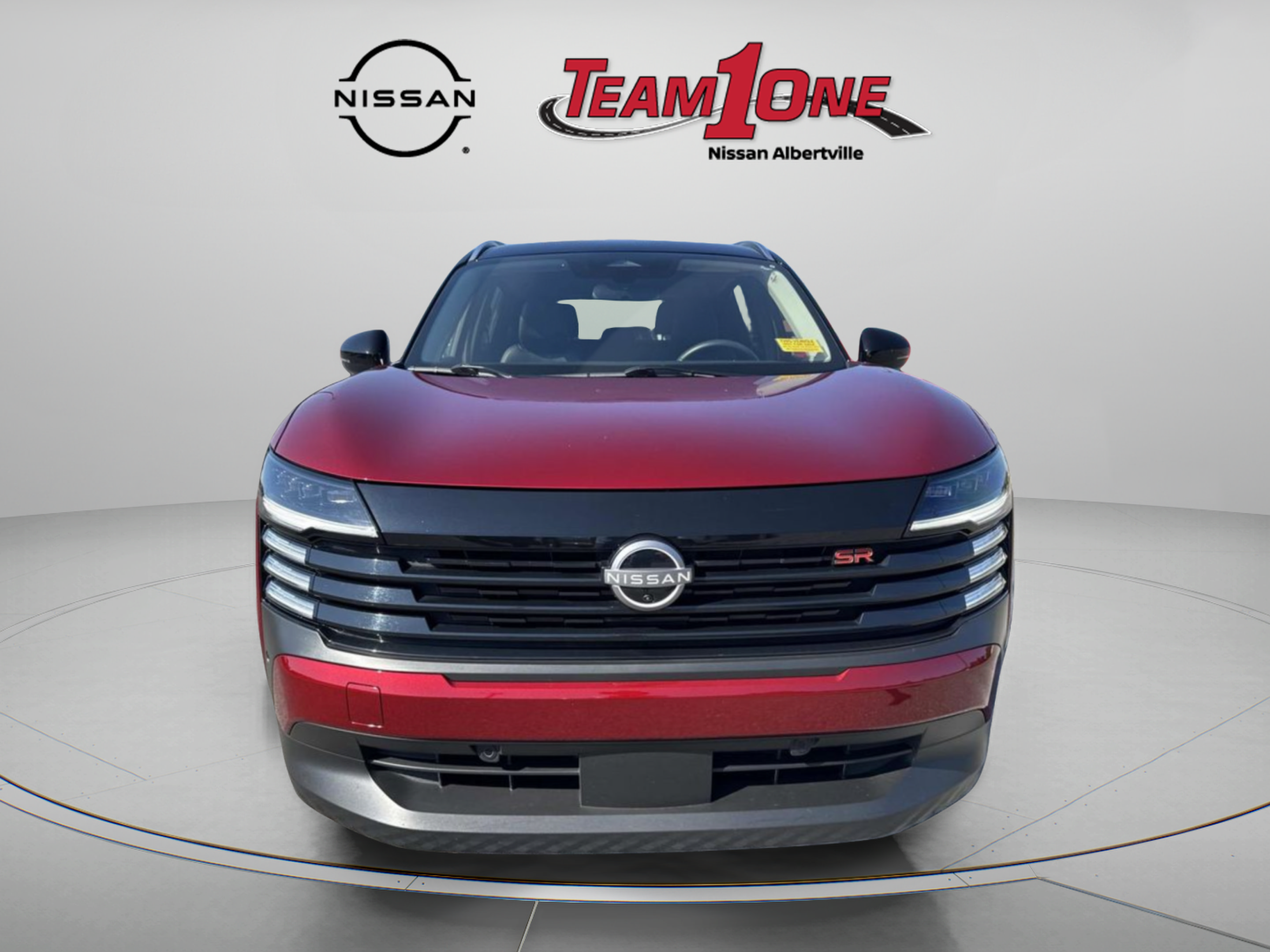 Used 2025 Nissan Kicks SR FWD image 2