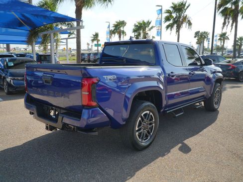 Used 2025 Toyota Tacoma TRD Sport RWD image 9