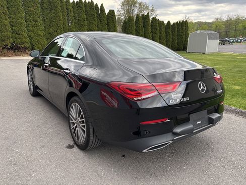 Used 2022 Mercedes-Benz CLA 250 4MATIC image 6