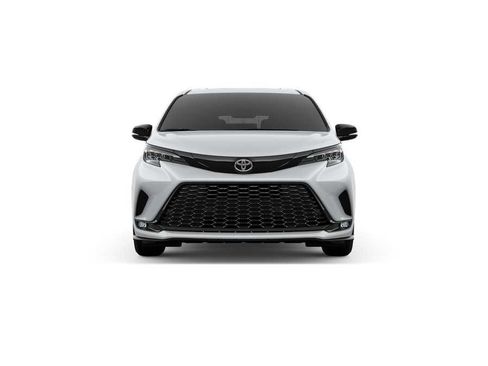 New 2026 Toyota Sienna XSE image 17